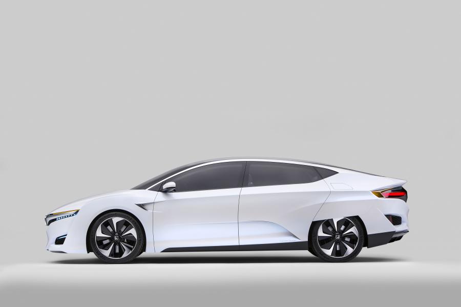  Honda FCV Concept 2014 года  (фото 14 из 38)